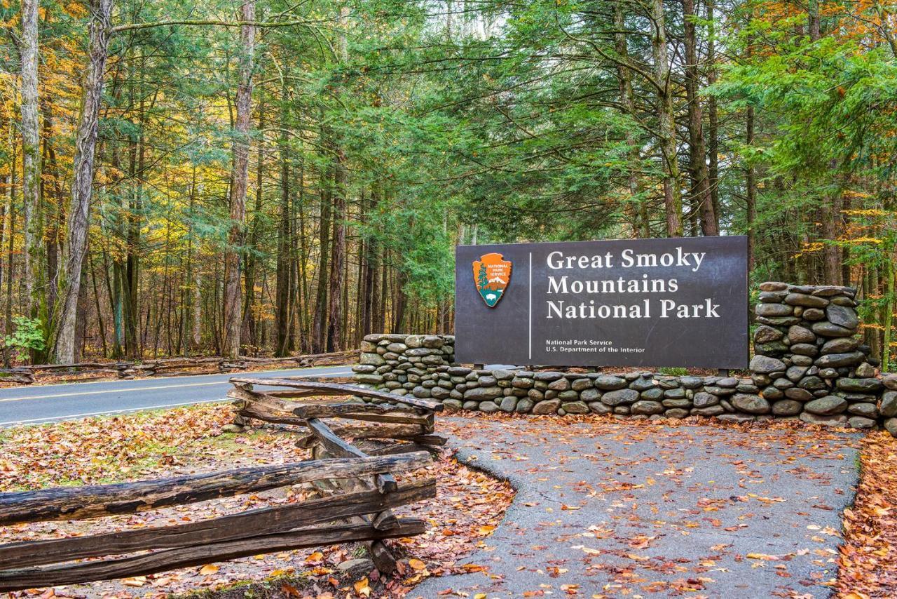 Fox Den Villa Gatlinburg Bagian luar foto